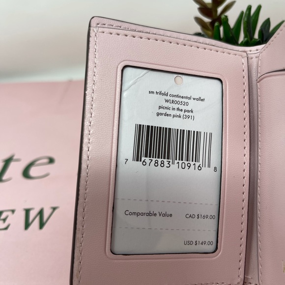 Kate spade picnic in the park SM trifold wallet - Picture 8 of 9